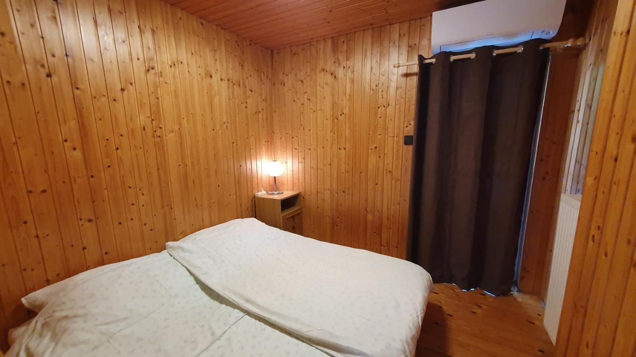 Wellapartman Zamárdi Exterior foto